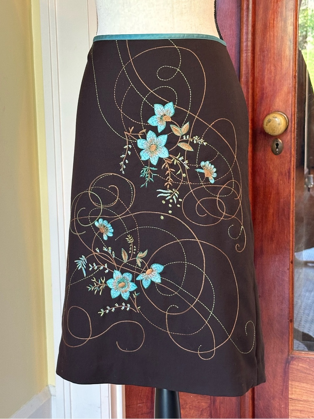 LOFT | Brown Wool Blend A-Line Midi Skirt with Teal Floral Embroidery, Size 10